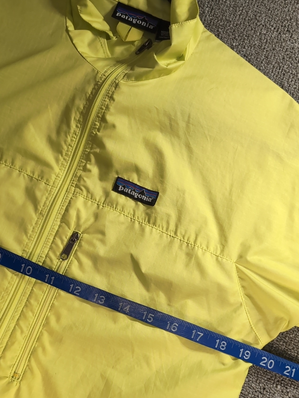 Vintage Patagonia Velocity Shell Zip Up Jacket Size XS in Hi-vis Fluorescent - Picture 8 of 9